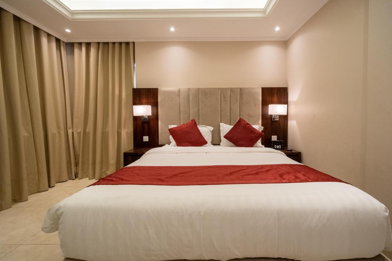 Dyafa Luxury Apartment Khobar Bagian luar foto