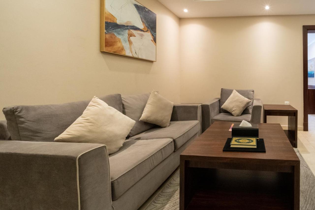 Dyafa Luxury Apartment Khobar Bagian luar foto